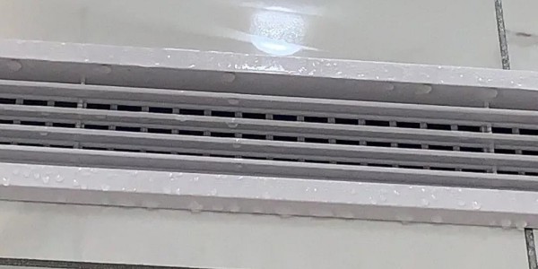 中央空调在调试环节出现结露滴水是怎么回事？