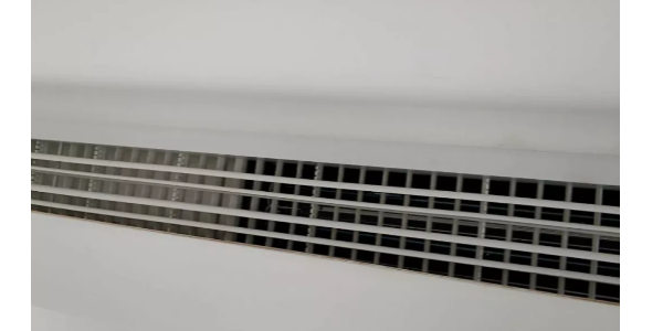 夏季使用中央空调，出风口的角度应该怎么设定？