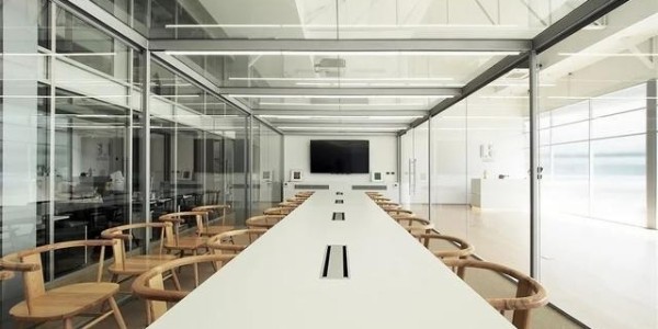 办公室是装中央空调还是风管机？