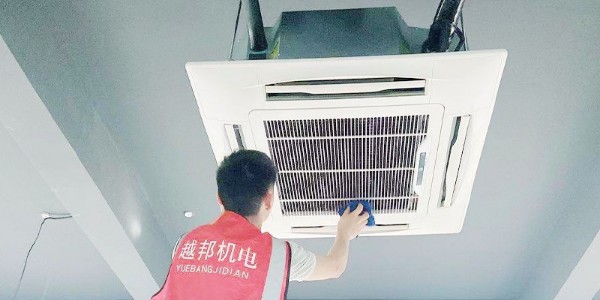 上海中央空调每年首次用须保养吗？